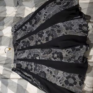Black and White Floral Pleated Skirt